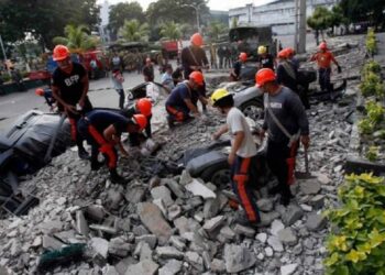 19 2020 637444735019445455 944 مانيلا تايمز: انهيارات أرضية ناجمة عن زلزال الفلبين تتسبب في غلق الطرق