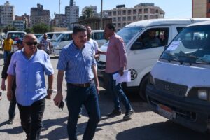 محافظ الإسكندرية يحذر من التلاعب في تعريفة الركوب