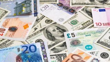 أسعار العملات الأجنبية أسعار العملات الأجنبية تتراجع أمام الجنيه.. اليورو بـ19.52 جنيه