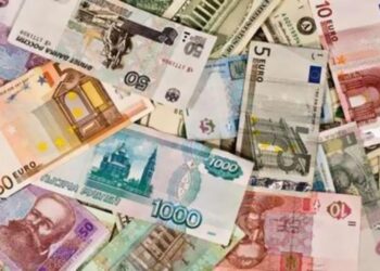العملات العربية والأوروبية