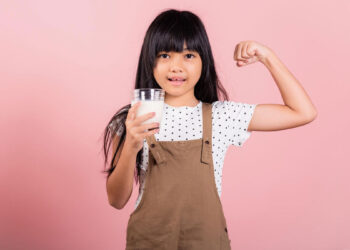 main proteindietforkids 1 4 أطعمة غنية بالبروتين ضرورية لنمو وتطور أسرع للأطفال