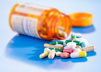ضوابط استخدام أدوية الإكتئاب والمضادات الحيوية