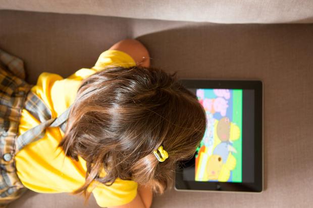 طرق التحكم في ما يشاهده أطفالك على موبايلك