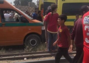 حادث اصطدام قطار بميكروباص في الشرقية