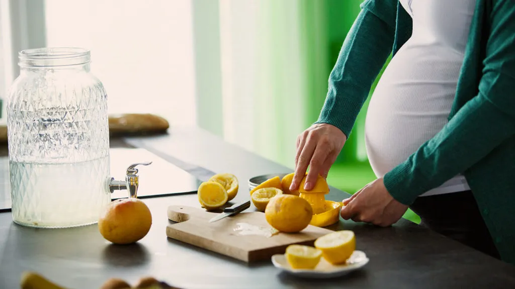 الليمون يحفز من مناعة الحامل