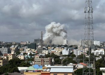 256 4 1 الصومال: 100 قتيل في تفجير وزارة التعليم