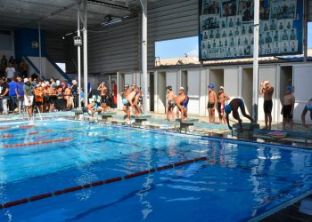 886644 3 195 طالبا يتنافسون في مسابقة السباحة ببورسعيد