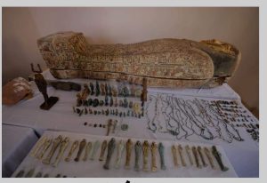 تابوت وتماثيل فرعونية.. حبس صاحب «الكنز الأثري» بالدقهلية