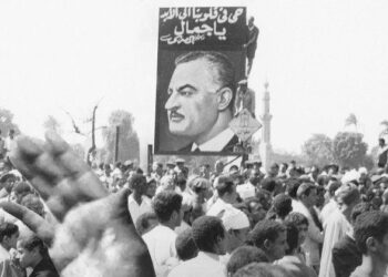 جنازة جمال عبد الناصر في ذكرى جنازته .. الملايين في وادع عبد الناصر| فيديو