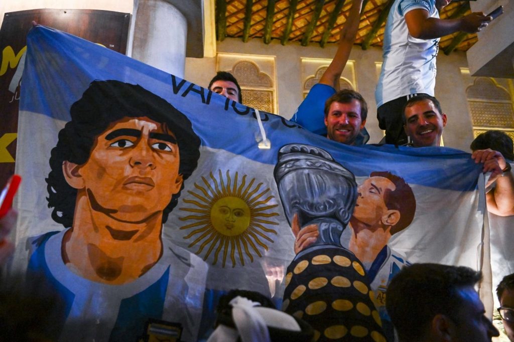 جماهير الأرجنتين من الدوحة