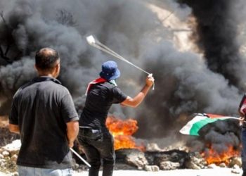 ag3r3 إصابة 23 فلسطيني أثناء مواجهات إندلعت مع قوات الإحتلال في نابلس