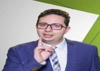رحلة صعود أحمد أبو النصر طبيب الكركمين