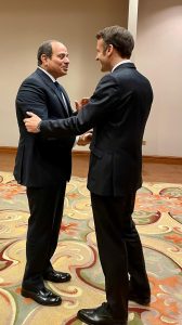 السيسي وماكرون السيسي يلتقي الرئيس الفرنسي بالأردن على هامش مؤتمر بغداد للتعاون والشراكة