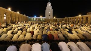 صلاة التراويح 1 الأوقاف: فتح المساجد لأداء التراويح والتهجد رمضان المقبل