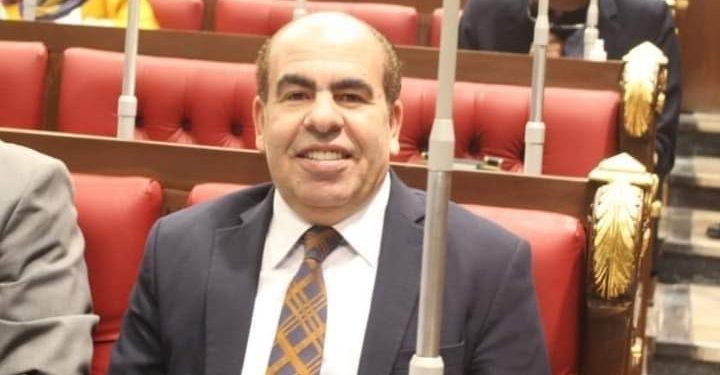 ياسر الهضيبي، عضو مجلس الشبوخ رئيس برلمانية الوفد بالشيوخ يدعو لتحفيز مشاركة المصريين بالخارج في الاستثمار