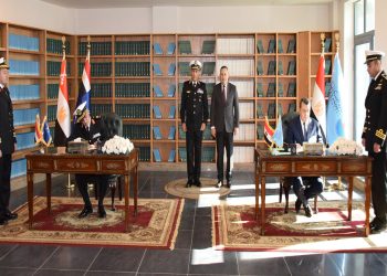 1 13 الكلية البحرية توقع بروتوكول تعاون مع جامعة الإسكندرية لتنمية قدرات الضباط والدارسين