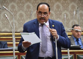 النائب أحمد قورة النائب أحمد قورة يطالب بإحالة رئيس جامعة سوهاج للتحقيق
