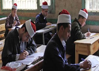 طلاب الأزهر الشريف جامعة الأزهر تحظر المحمول داخل لجان الامتحانات