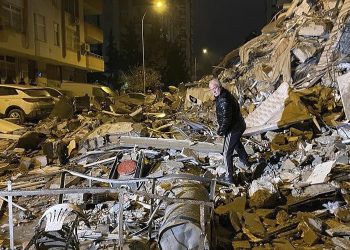 3000 1 العالم الهولندي يجدد التحذير من أنشطة زلزالية مدمرة