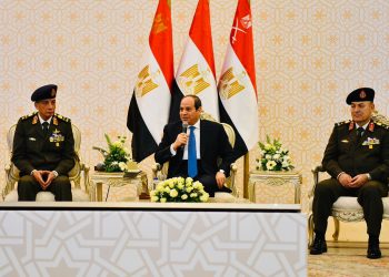 اجتماع الرئيس السيسي بقادة القوات المسلحة عقب صلاة الجمعة