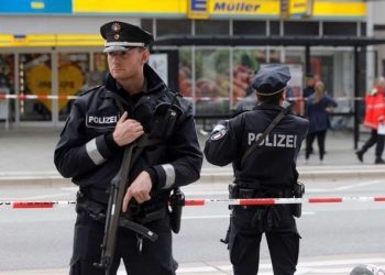 اطلاق نار المانيا الشرطة الألمانية: 8 قتلى في حادث إطلاق النار على كنيسة بهامبورج