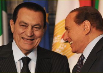 Capture 58 وفاة برلسكوني رئيس وزراء بريطانيا الأسبق.. ورط مبارك والقذافي في فضائحه