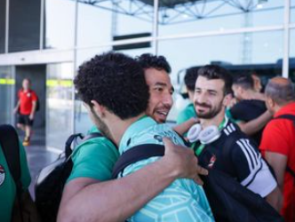 جهحمنجهن تريزيجيه يستقبل مصطفي شوبير في المطار بعد فوز الأهلي بأفريقيا
