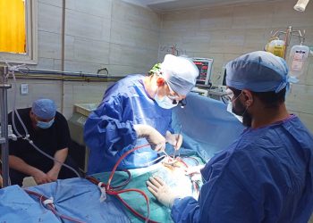 IMG 20230821 WA0011 الدكتور علي رفعت يجري جراحة نادرة لإنقاذ حياة شاب بمستشفيات جامعة الزقازيق