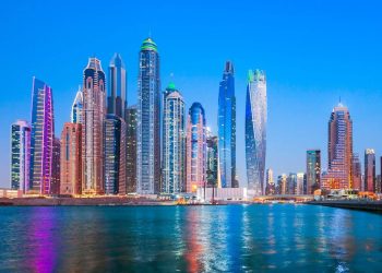 تسديد دفعات الإيجار في دبي