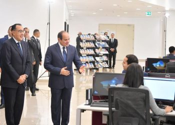 2 الرئيس السيسي يزور مقر رئاسة مجلس الوزراء بالعاصمة الإدارية | فيديو