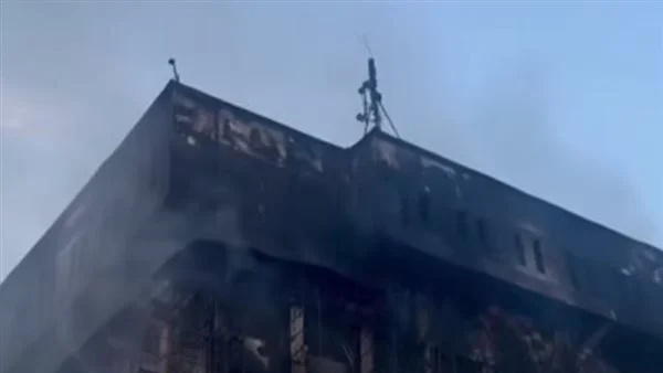 حريق مديرية أمن الإسماعيلية 1 حريق الاسماعيلية اليوم.. فيديو يكشف سقوط مجند من الدور السادس