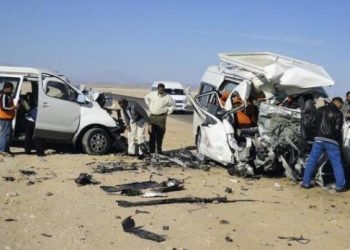 16041609148859119 شاهد.. حادث مروع بالطريق الصحراوي وإصابة 18 شخصًا