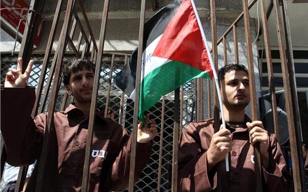 الأسرى الفلسطينيين ضياء رشوان: مد الهدنة بقطاع غزة يوم بجهود مصرية قطرية
