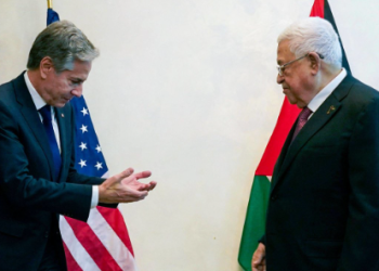 خفهلتخفف وزير الخارجية الأمريكي أدان عنف المستوطنين أثناء لقاءه بالرئيس الفلسطيني
