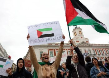 مظاهرات في اسبانيا مظاهرات في إسبانيا لدعم الفلسطينيين ورفض الإبادة الجماعية فى غزة