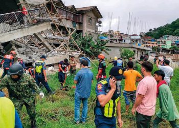 زلزال يضرب الفلبين بسبب زلزال بقوة 7.6 درجة.. تحذيرات خطيرة بوقوع تسونامي في 4 دول