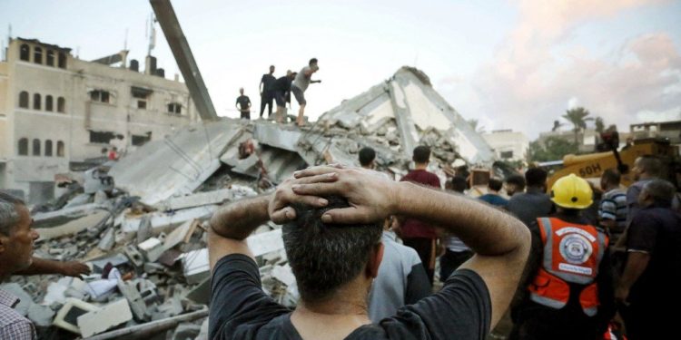 غزة هدم 1 e1703851512341 عشرات الشهداء في قيزان النجار جنوب خان يونس بغزةيا