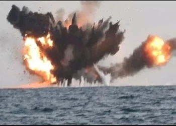 273 عاجل | تفجير سفينة شحن عسكرية أمريكية بصواريخ الحوثي قبل وصولها لإسرائيل