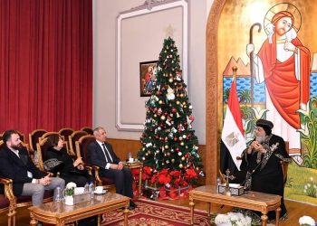 FB IMG 1705409143452 البابا تواضروس الثاني يستقبل رئيس الأكاديمية العربية للتهنئة بعيد الميلاد