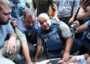 حمزة وائل الدحدوح الأمم المتحدة لحقوق الإنسان تدعو إلى التحقيق بشأن اغتيال الصحفيين بغزة