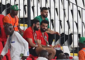 محمد صلاح كواليس جلسة محمد صلاح مع لاعبي المنتخب قبل مغادرته إلي لندن