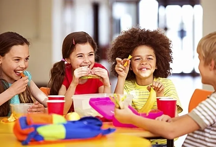 وجبات الأطفال 5 عادات غذائية لزيادة تركيز الأطفال خلال الدراسة